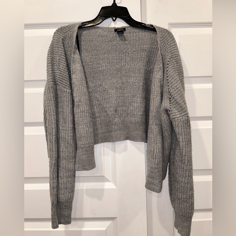 Knitted grey cover up sweater